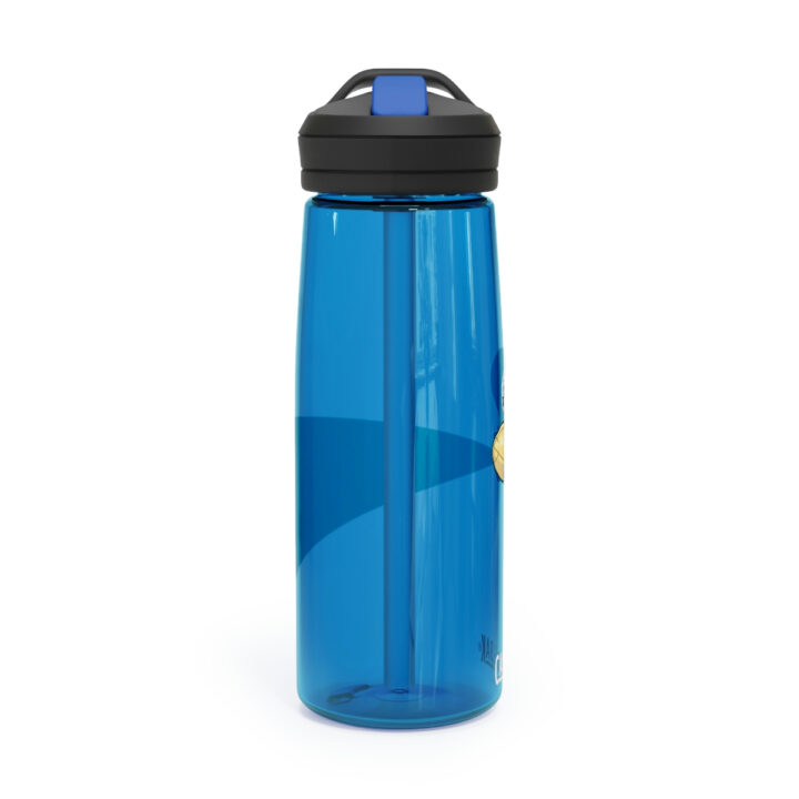 La botella para agua CamelBak Eddy® con la ilustración exclusiva de Wachi del Wachiverso. Fabricada con material Tritan™ anti-golpes, manchas y olores, totalmente libre de BPA, BPF y BPS. Diseñada ergonómicamente para darte la experiencia de beber fácil y sin desorden.