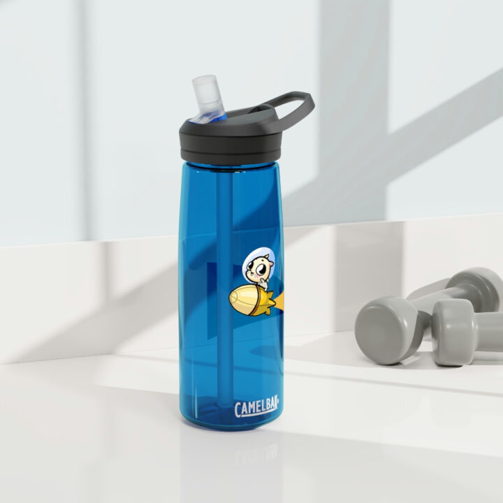 Botella para agua marca CamelBak Eddy® (740 ml) ilustrada de Wachi.